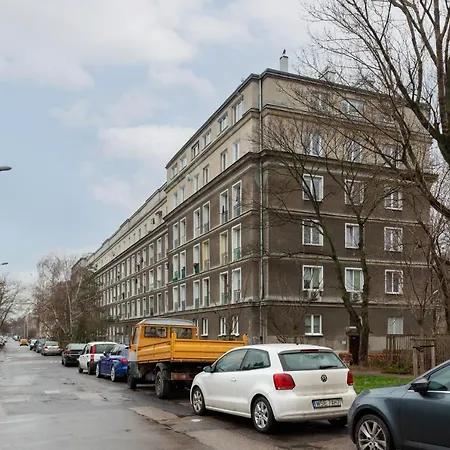 Mokotow Metro Raclawicka By Renters Apartment
